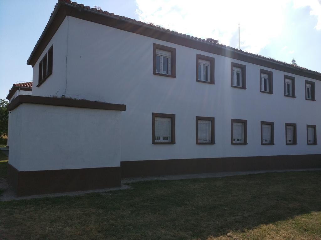 Hostal Residencial El Cuartel Granon