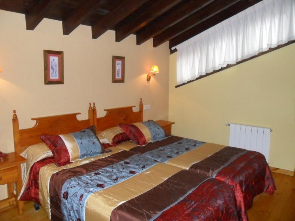 Country house Casas Rurales El Corberu Sardedo