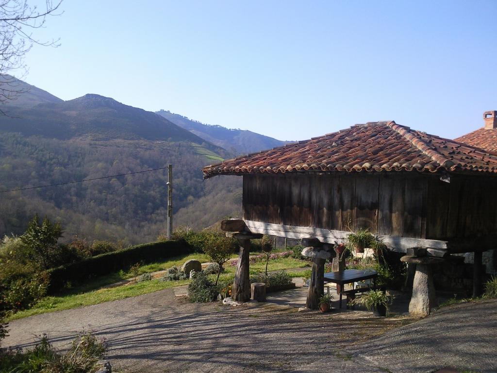 Casas Rurales El Corberu