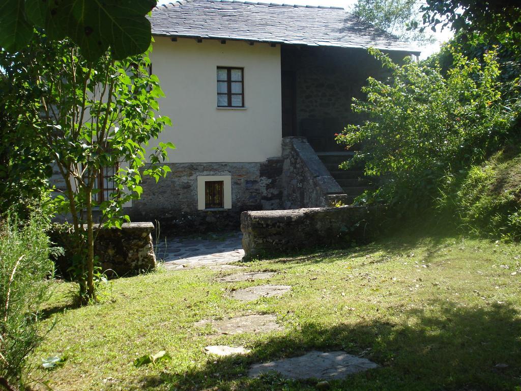 Country house Casa De Aldea Vache Naraval