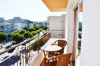 Avenida Ibiza Town
