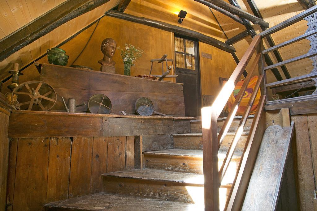 Country house Casa Rural Pico Russell Les Bordes