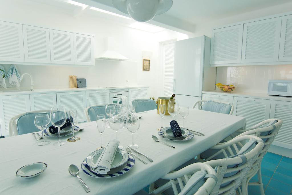 Luxury Sea Front Caleton 40