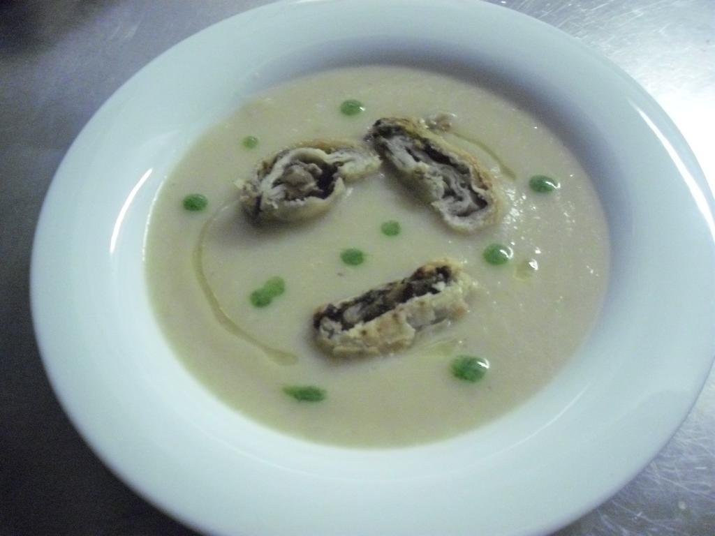 Fonda Domingo