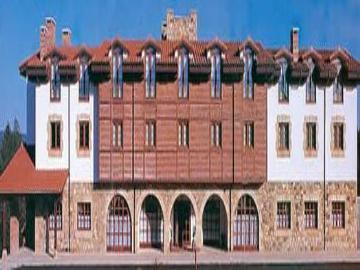 Hotel Cueli 3*