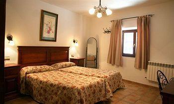 Hotel Rural Poqueira 2*