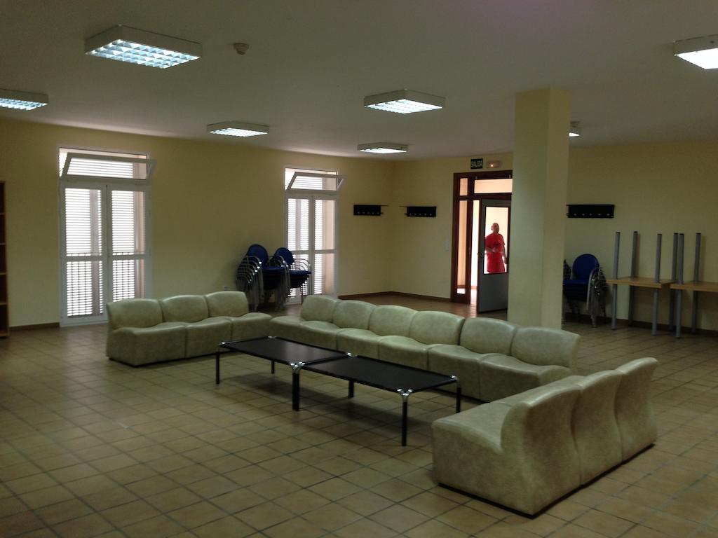 Hostal De Puntas De *