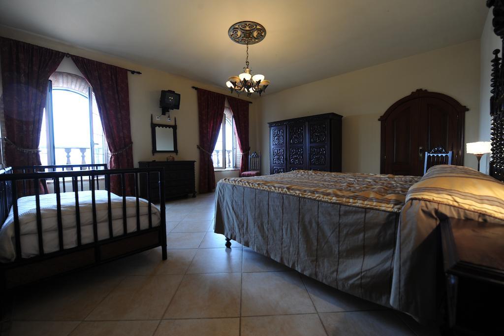 Hotel O Penasco Oia