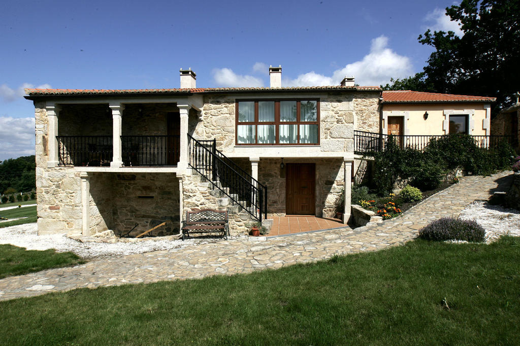 Hostal Casa Da Botica A Estrada *
