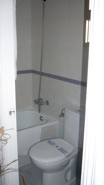 Guest house Isidro 2*