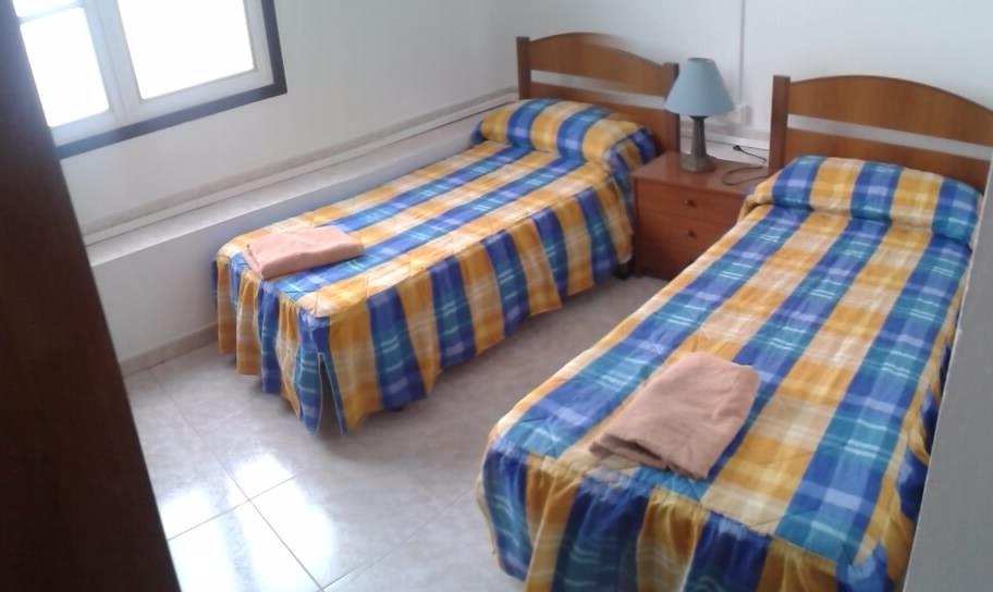 Hostal Falow *