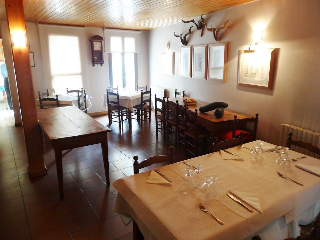 Hotel Hostal Casa Laplaza 3*