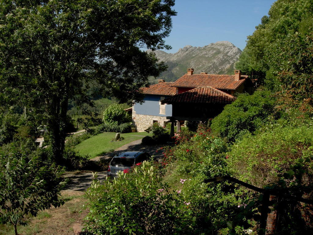 Casas Rurales El Corberu Sardedo