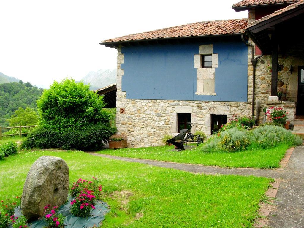 Casas Rurales El Corberu