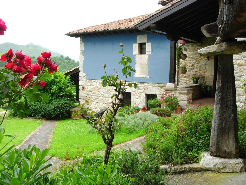 Country house Casas Rurales El Corberu *