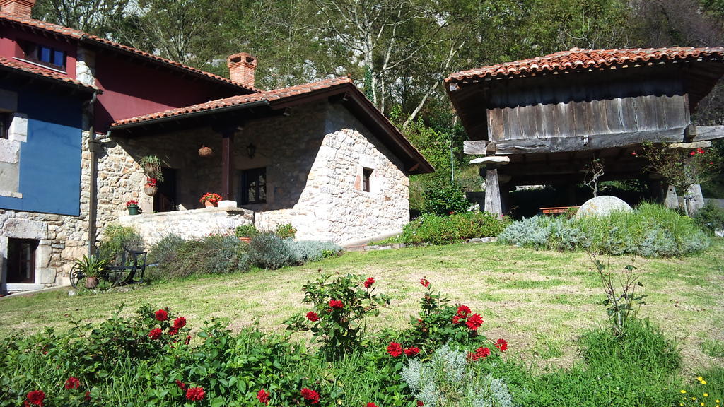 Casas Rurales El Corberu
