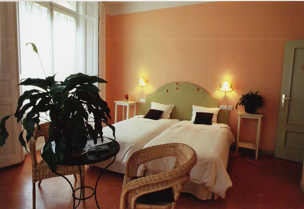 Guest house Fornos 2*