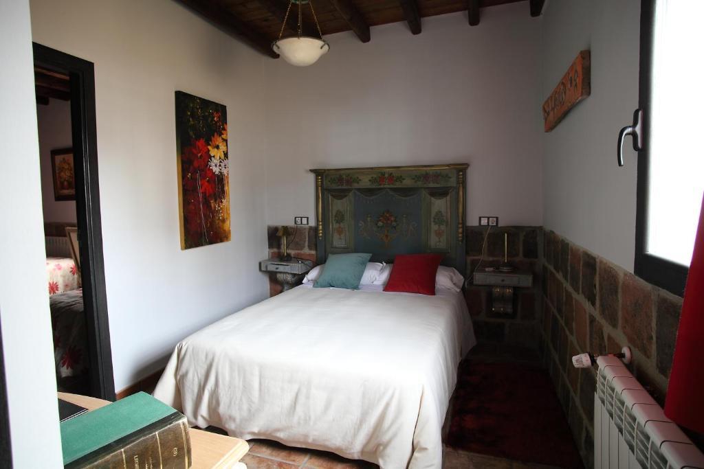 Douris Temple Guest house 2*