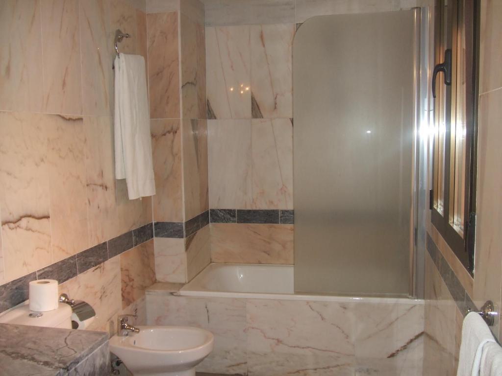 Vadorrey Hotel 3*