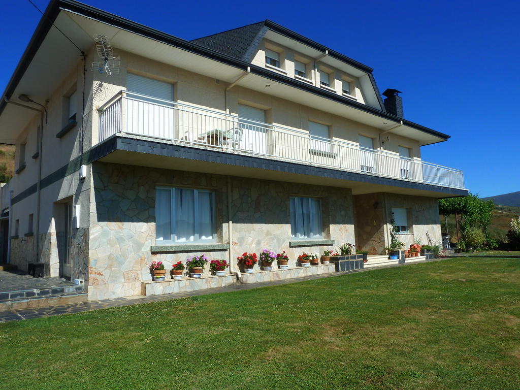 Guest house Pension Riego De Ambros Riego de Ambros