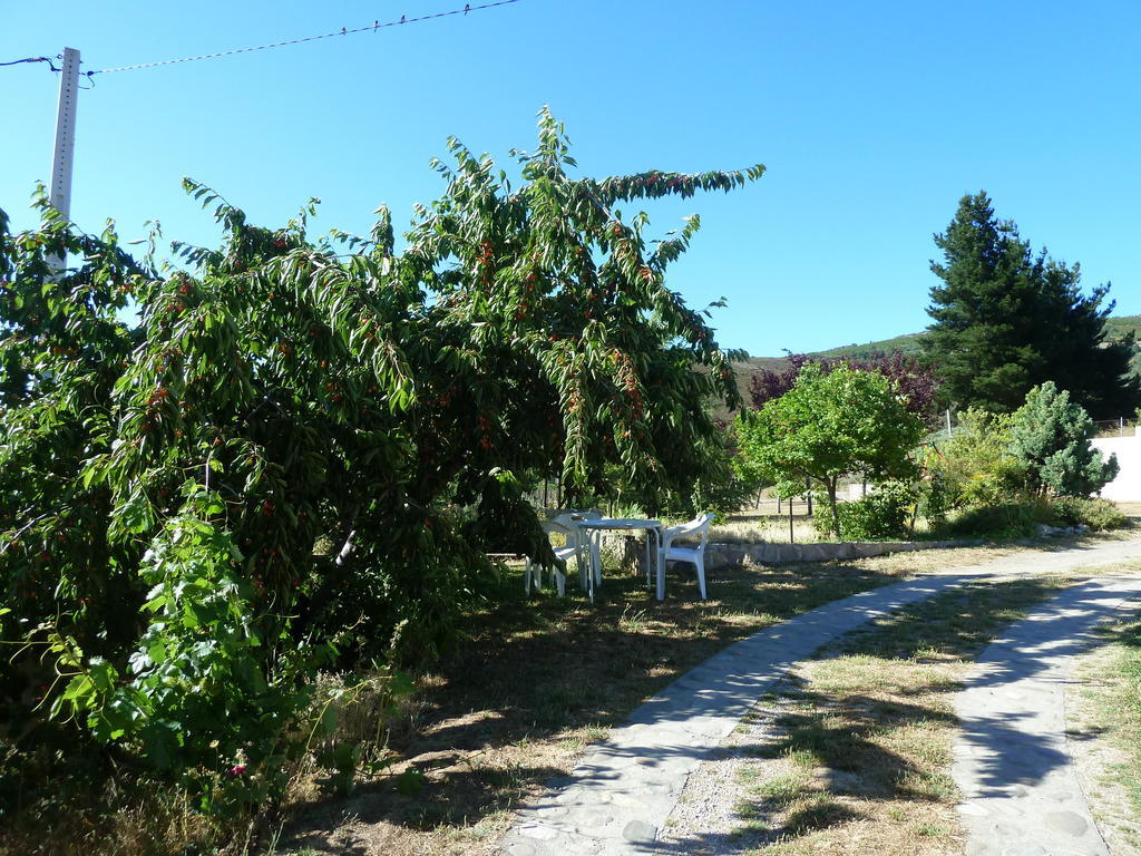 Guest house Pension Riego De Ambros