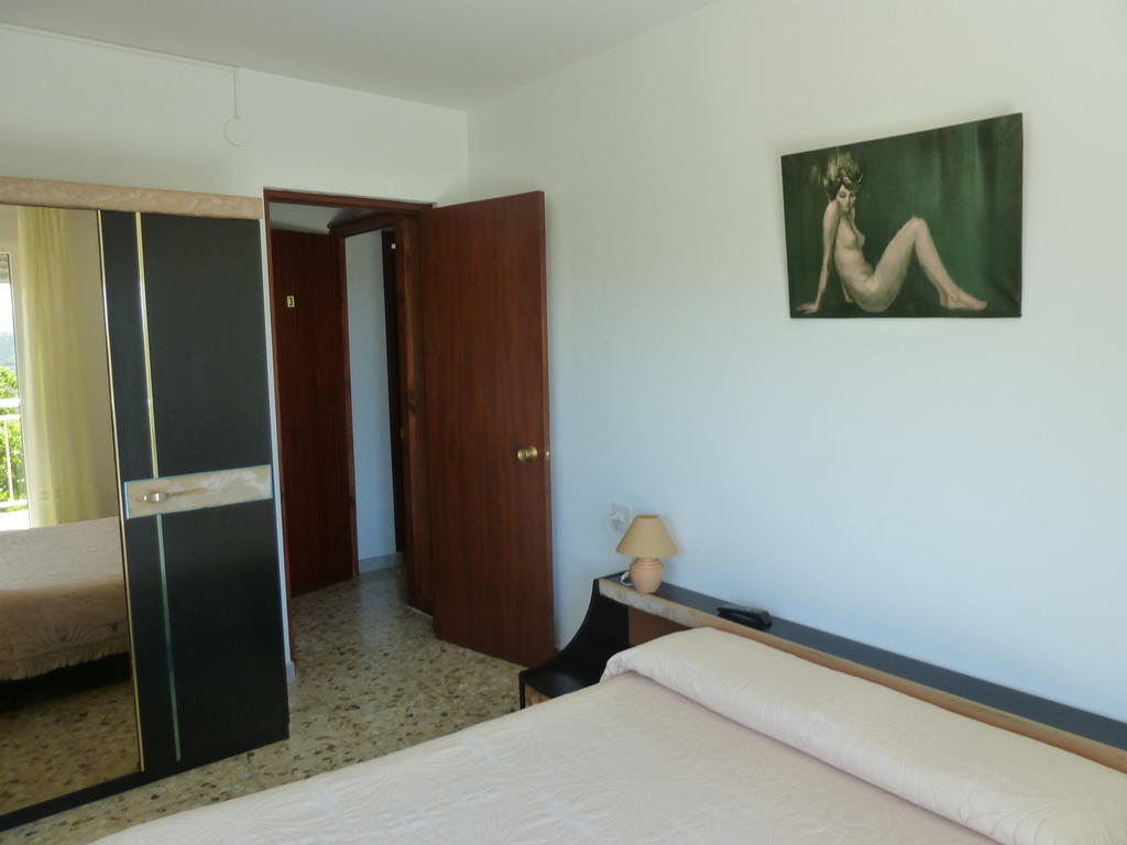 Guest house Pension Riego De Ambros