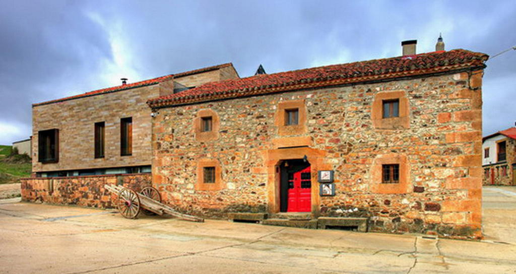 Inn Real La Vieja Chimenea-spa Herreros