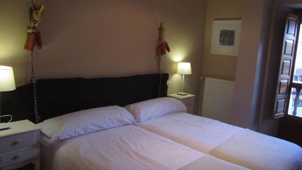 Country house Rural Bistruey