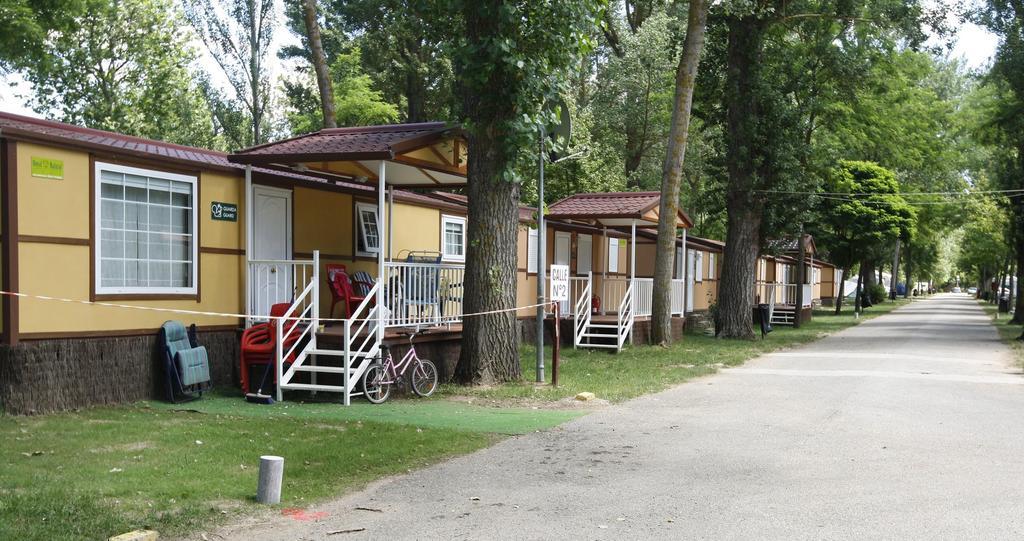 Camping Fuentes Blancas 2*