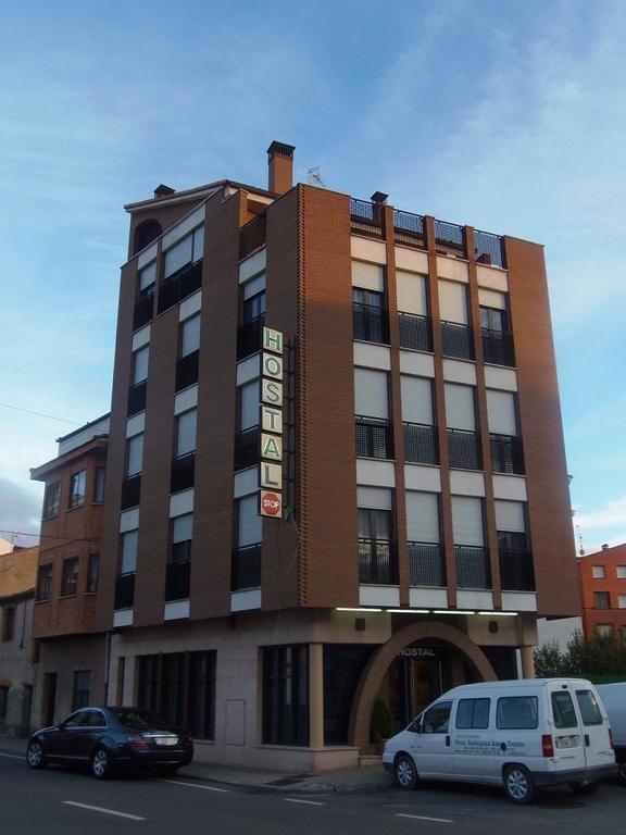 Pensión Stop *