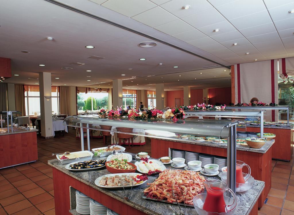 Hotel De 4*