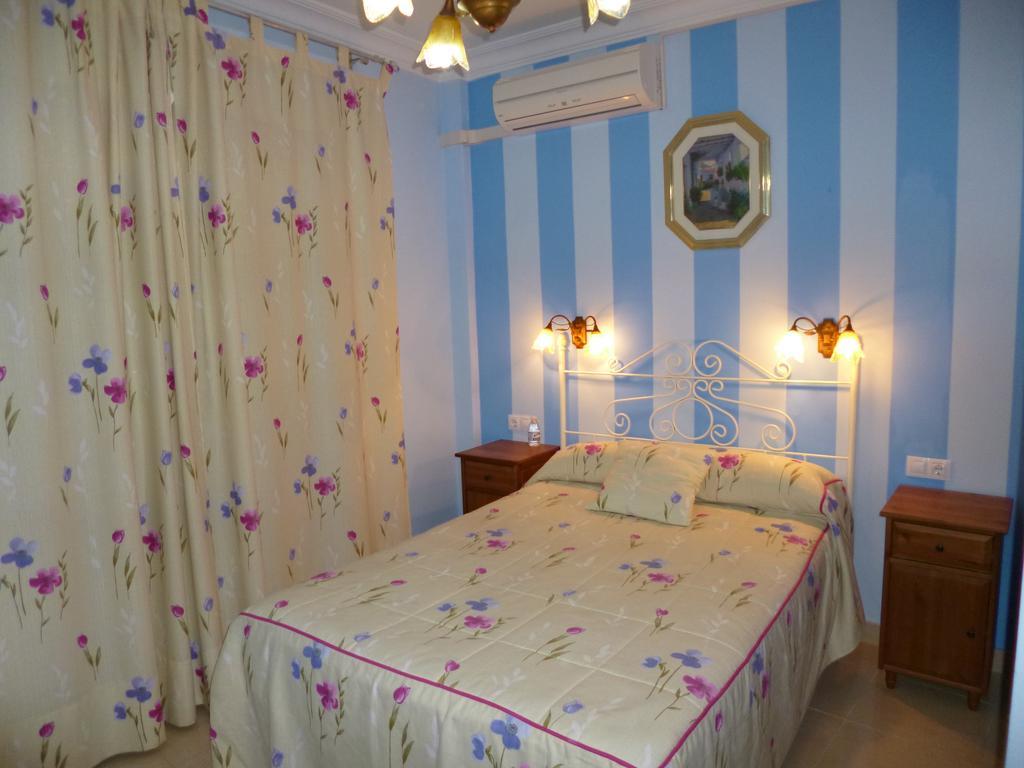 Hostal Virgen Del Rocio Los Palacios Y Villafranca