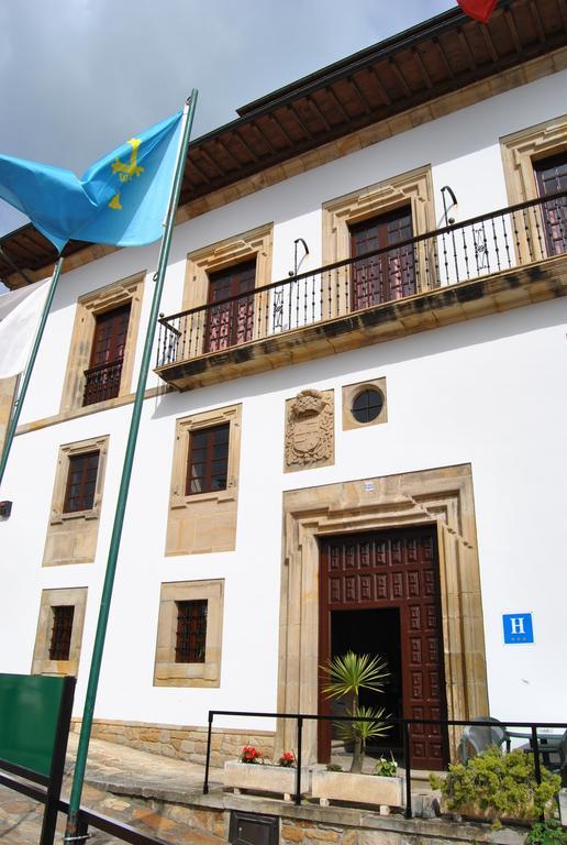 Hotel Palacio De Vallados 3*