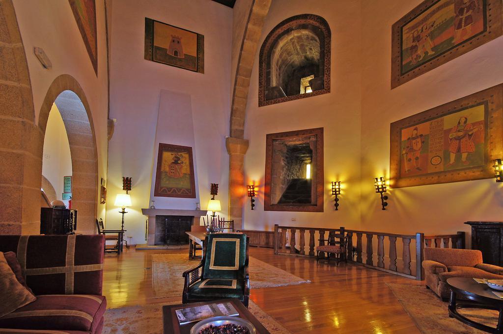 Hotel De 4*