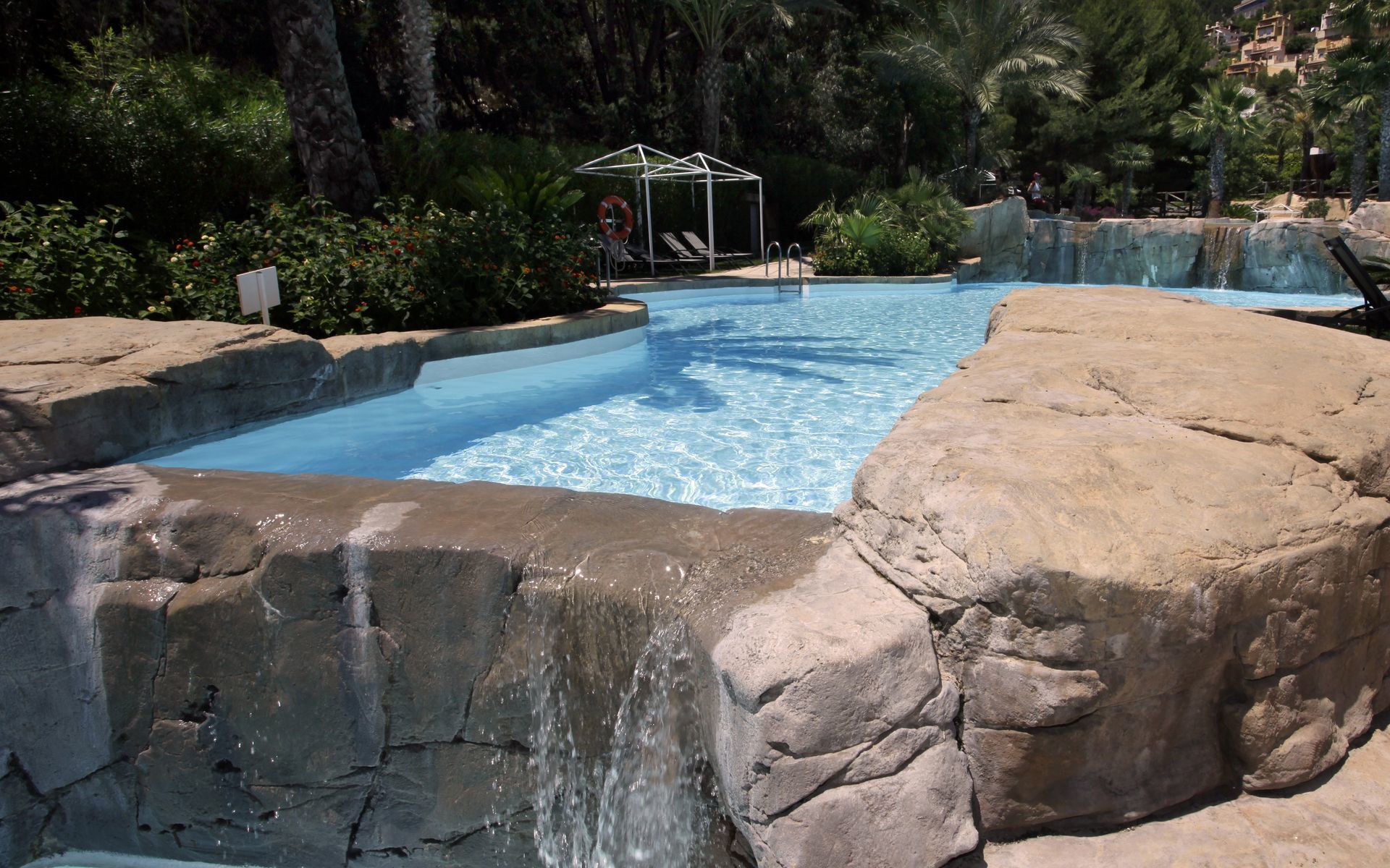 Hotel Marconfort Hills