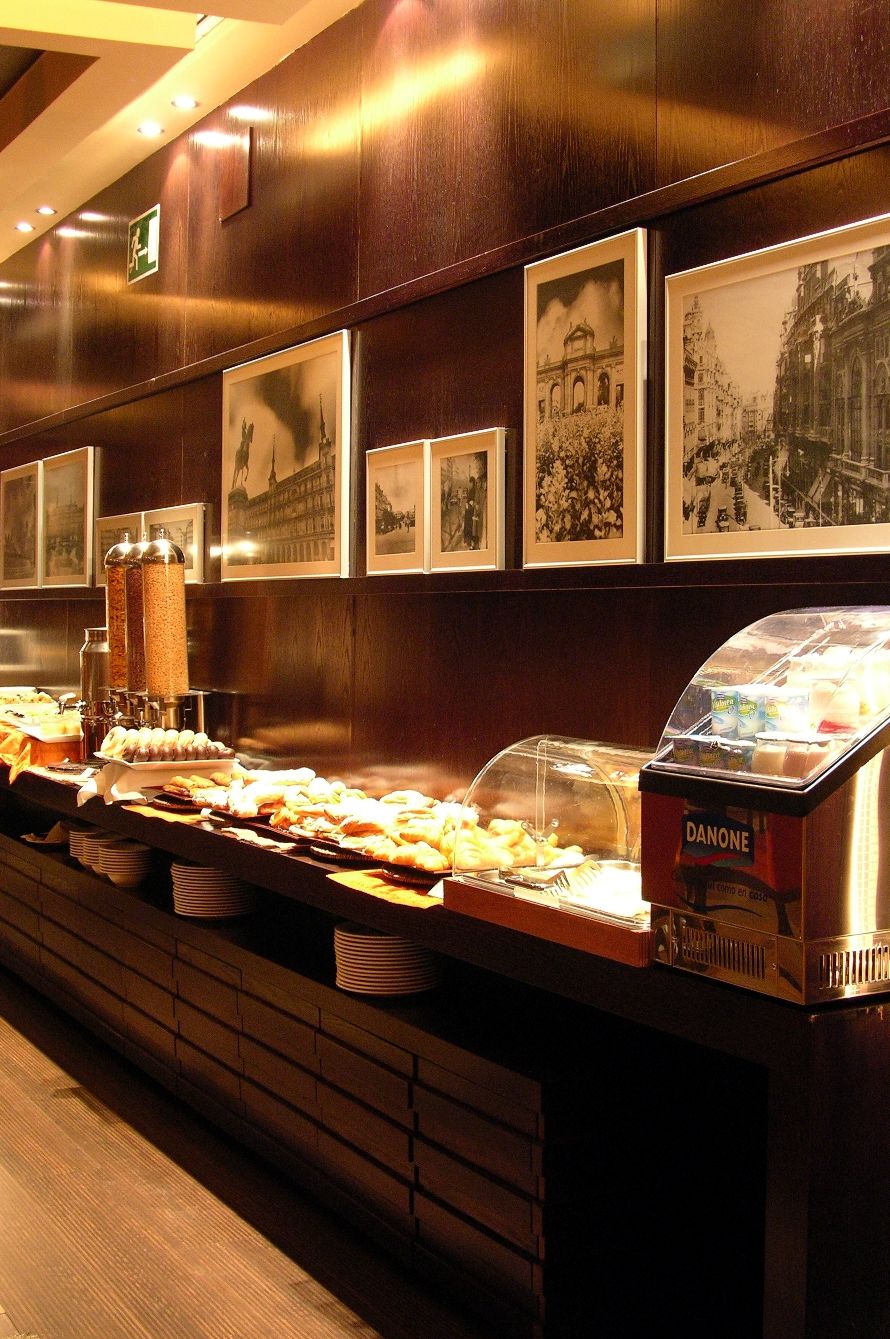 Hotel Vincci Centrum 4*