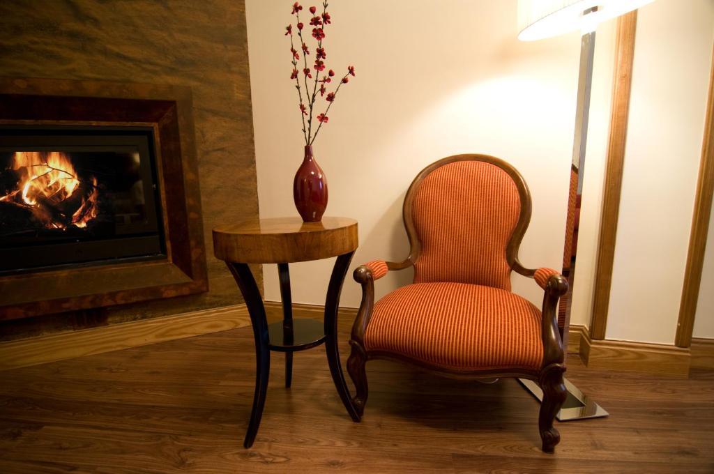 Hotel Rivera Del Duero 3*
