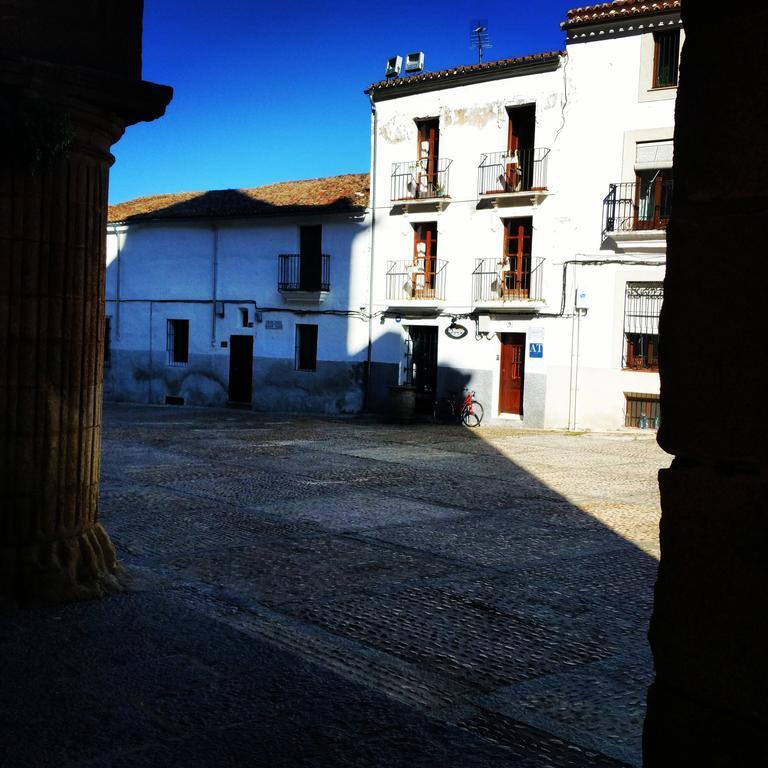De La Parte Antigua De Cáceres Caces
