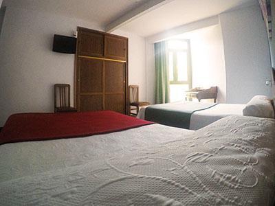 Hotel Urgain 2*