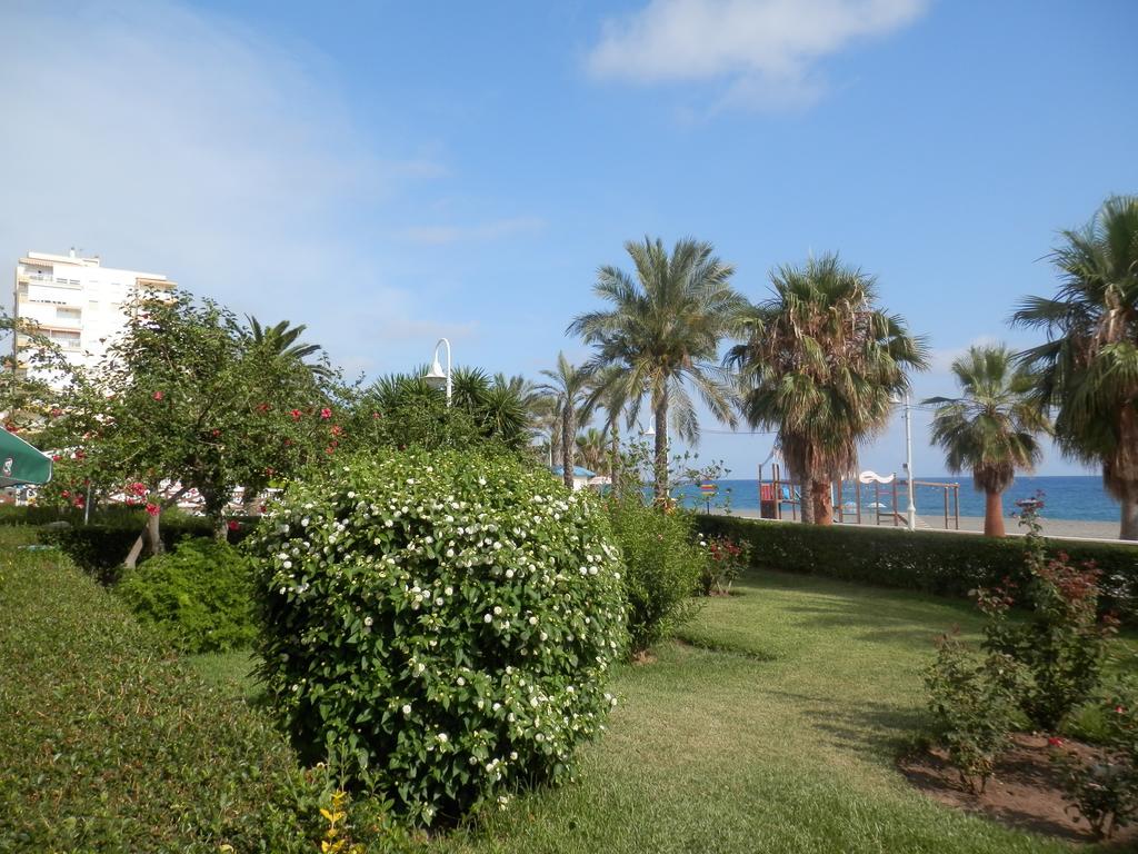 Apartamento Costa Del Sol, A 100m Playa, Superpiscina, Garaje, Microclima Algarrobo Costa