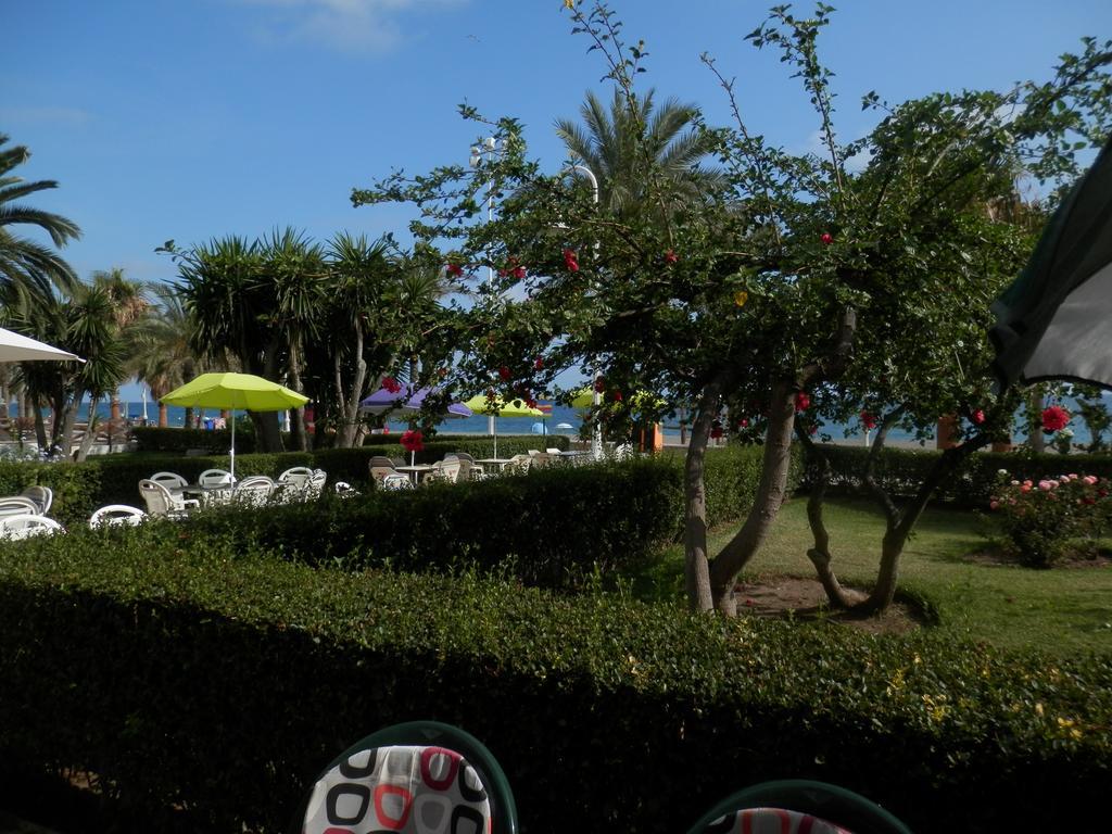 Costa Del Sol, A 100m Playa, Superpiscina, Garaje, Microclima