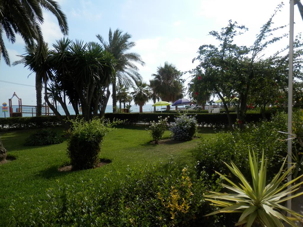 Apartamento Costa Del Sol, A 100m Playa, Superpiscina, Garaje, Microclima Algarrobo Costa