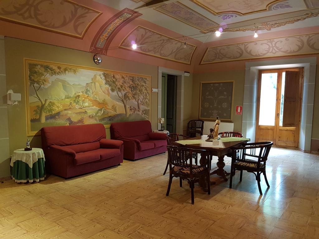 Country house Rural La Soleia D'oix