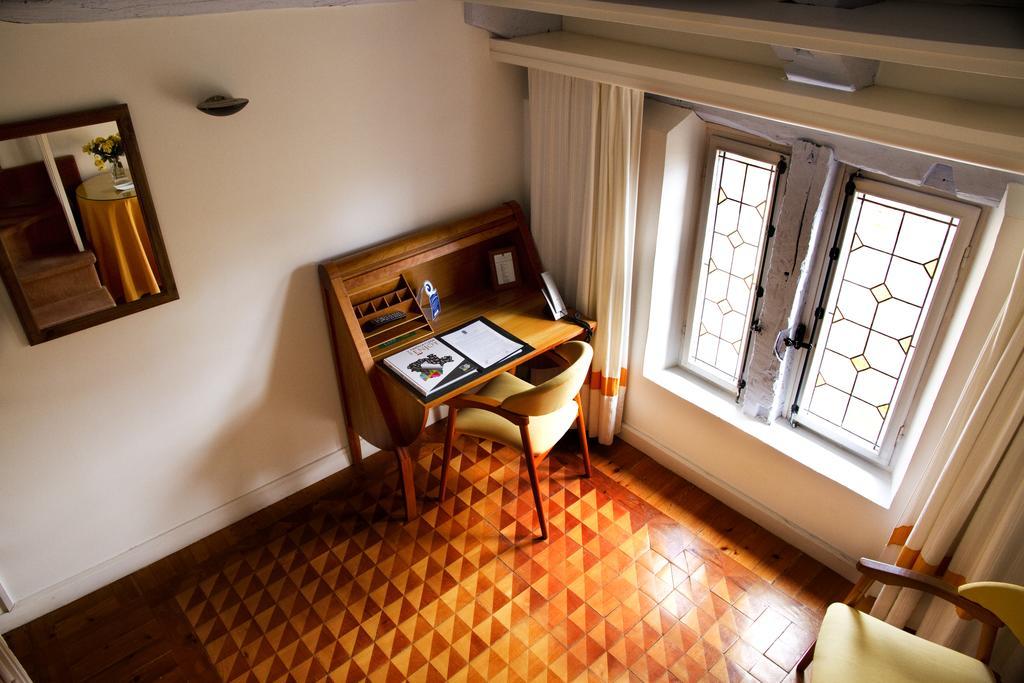 Hotel Santa Maria La Real 3*