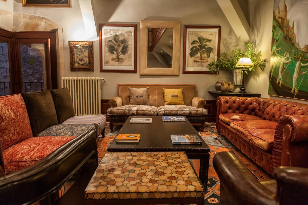 Palacio Chaves