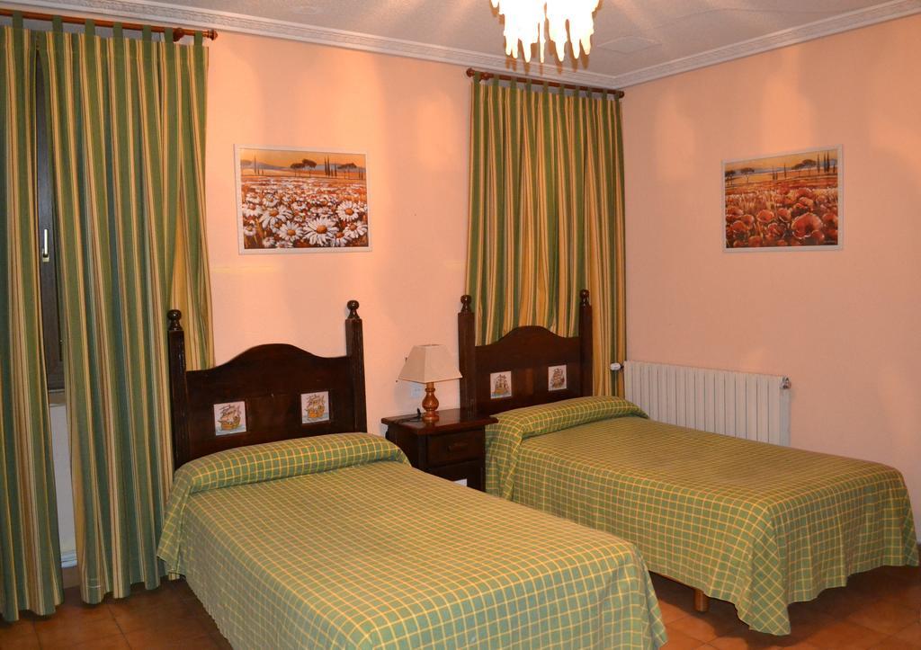 Guest house Aribel Longinos