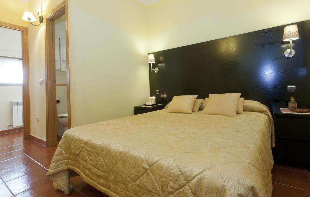 Hotel Rural El Yantar De Gredos 3*