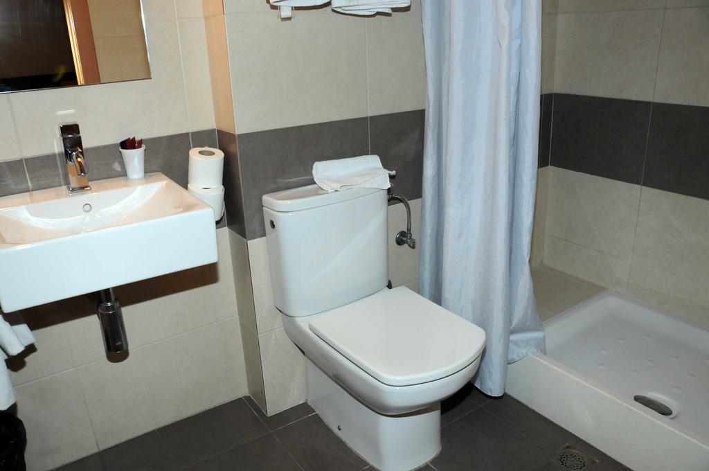 Hotel Llagotel 3*