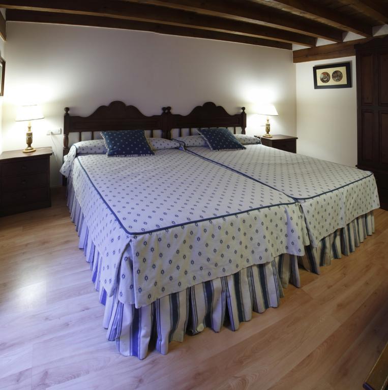 Hotel La De Numancia