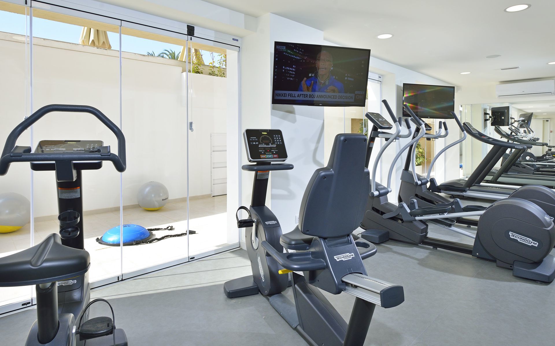Hotel Sol House Costa Del Sol 4*